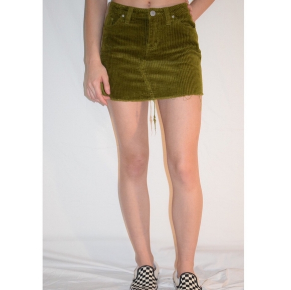 ☆BDG Urban Outfitters corduroy army green mini skirt size M☆ - Picture 10 of 14